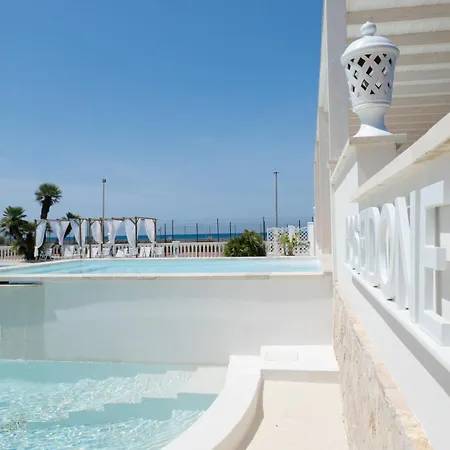 Villaggio Poseidone 3* توري سان جيوفاني أوغينتو
